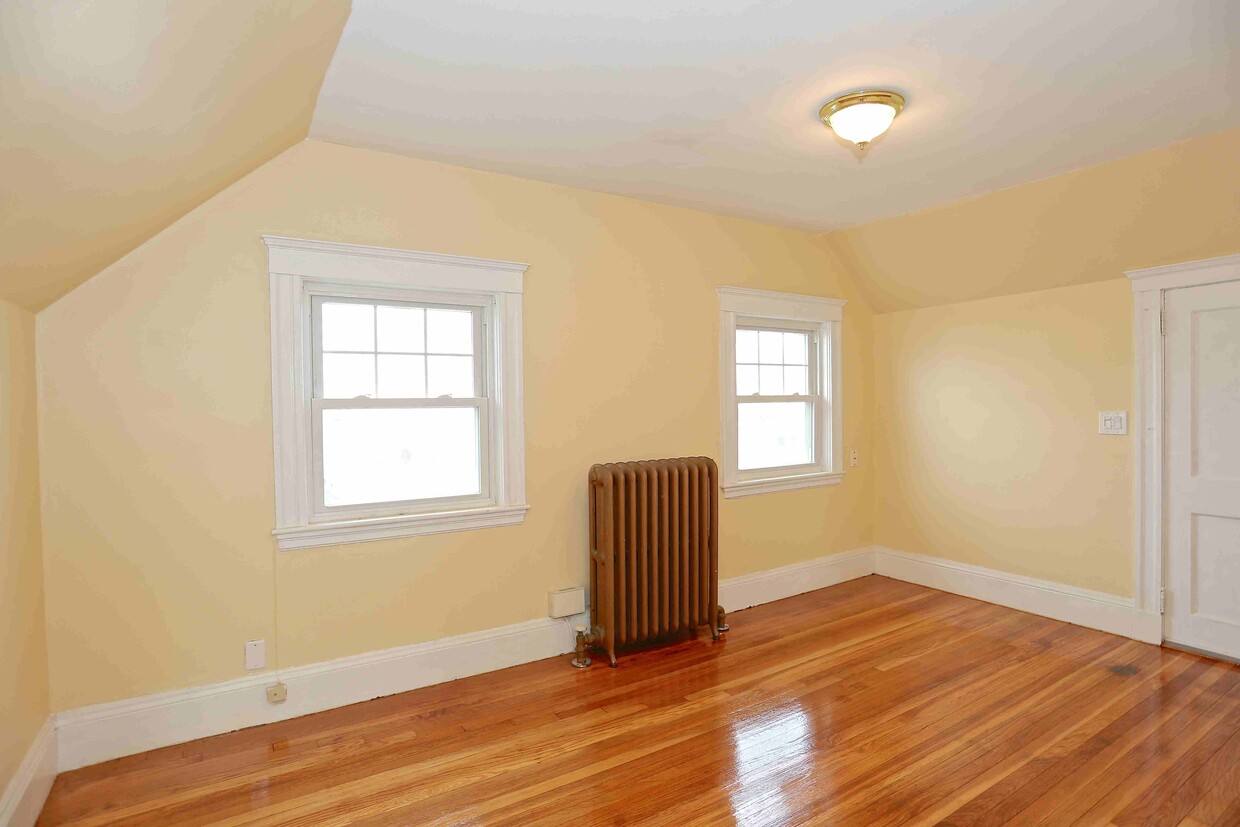 Photo - 259 Billings St (Quincy, MA)
