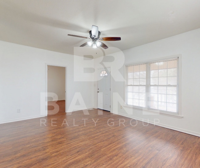 Photo - 2621 Sevier Ave