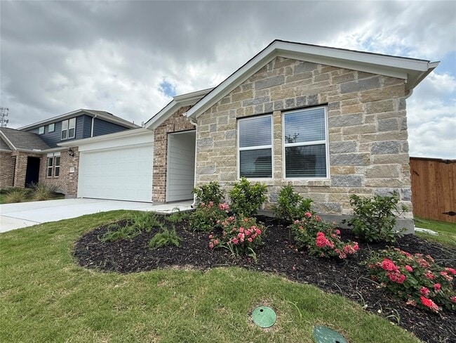 Photo - 15409 Flowers Vw