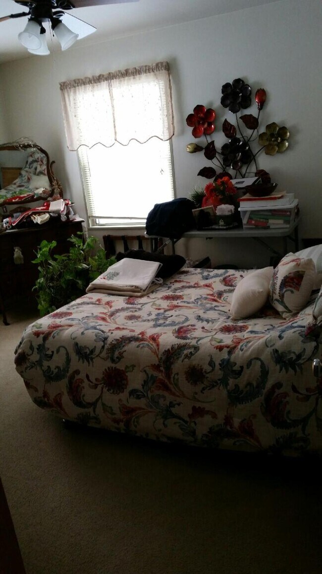 Photo - 15355 W North Ave