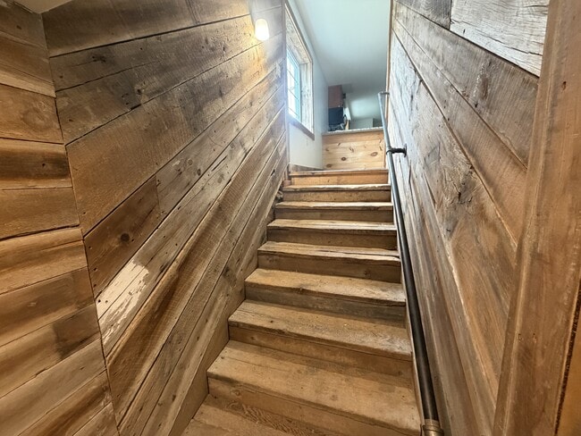 Photo - 990 Buck Heights Rd