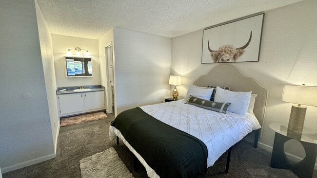 Silver Stream Apartments