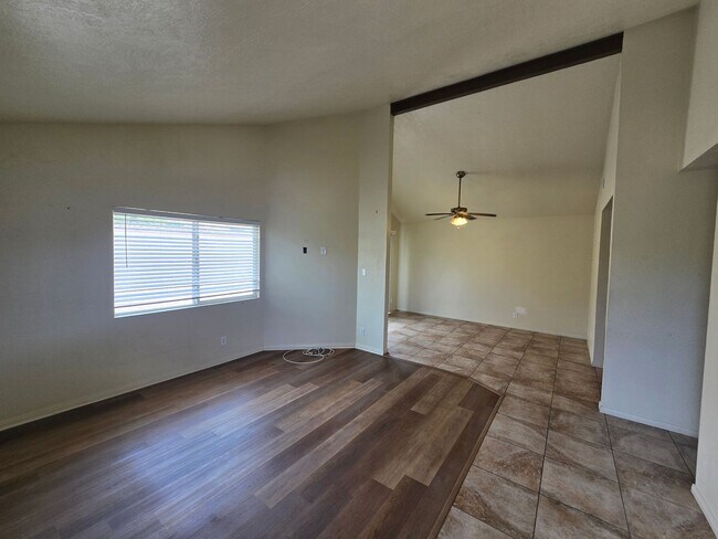 Photo - Portland341 Unit A