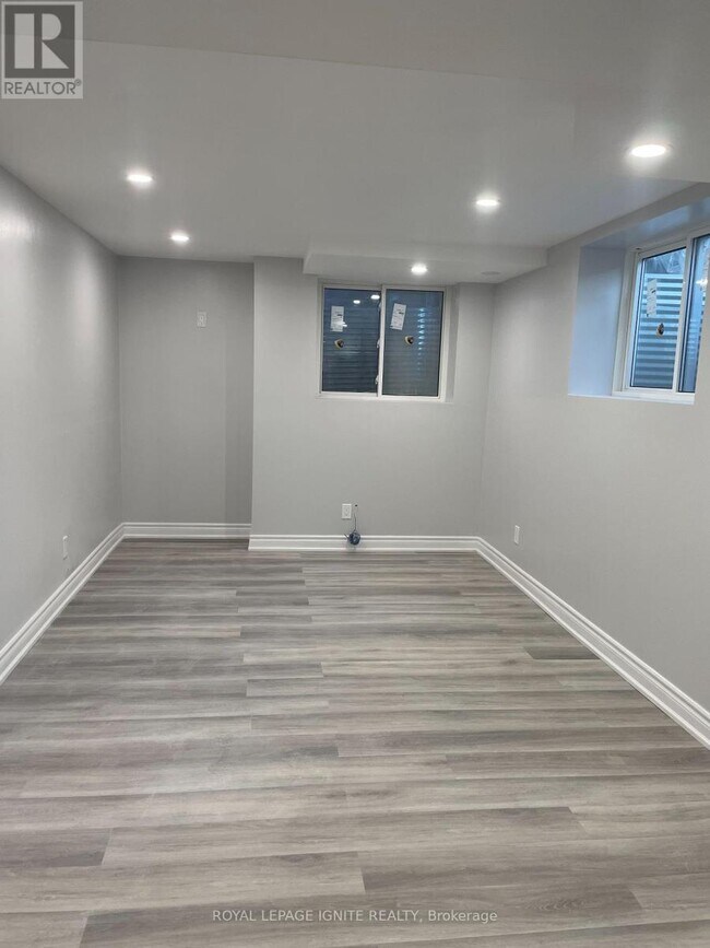 Photo - 15 Jinnah Ave