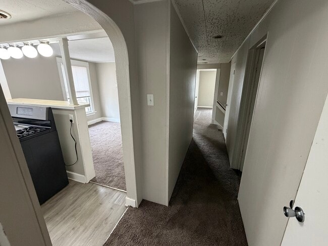 Photo - 1111 Bluff St