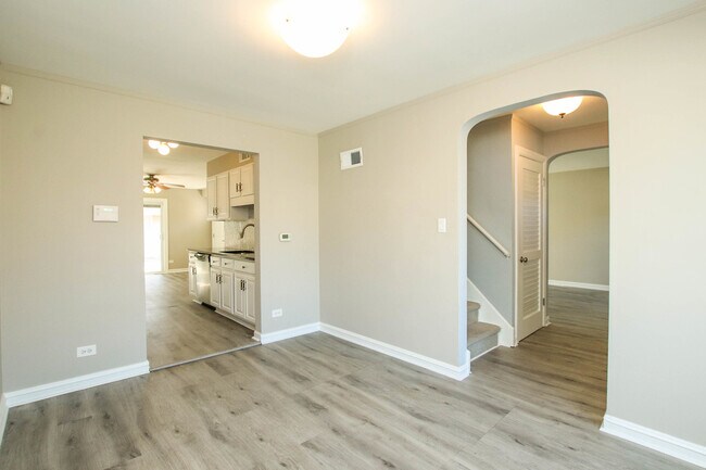 Photo - 5815 N Canfield Ave