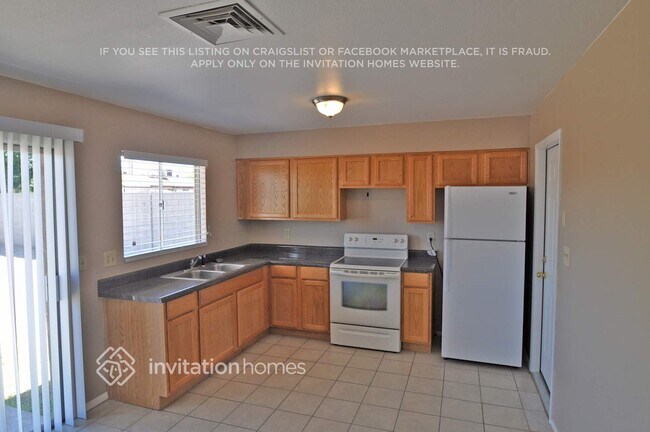 Photo - 3420 W Grovers Ave