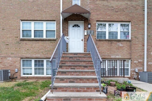 Photo - 18 College Dr Unidad 18