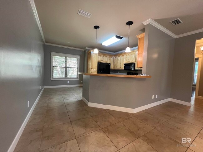 Photo - 10410 Emmanuel St