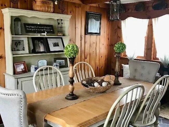 Photo - 30 Whipple Ct