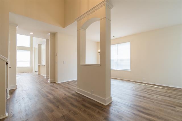 Photo - 3614 English Oak Dr