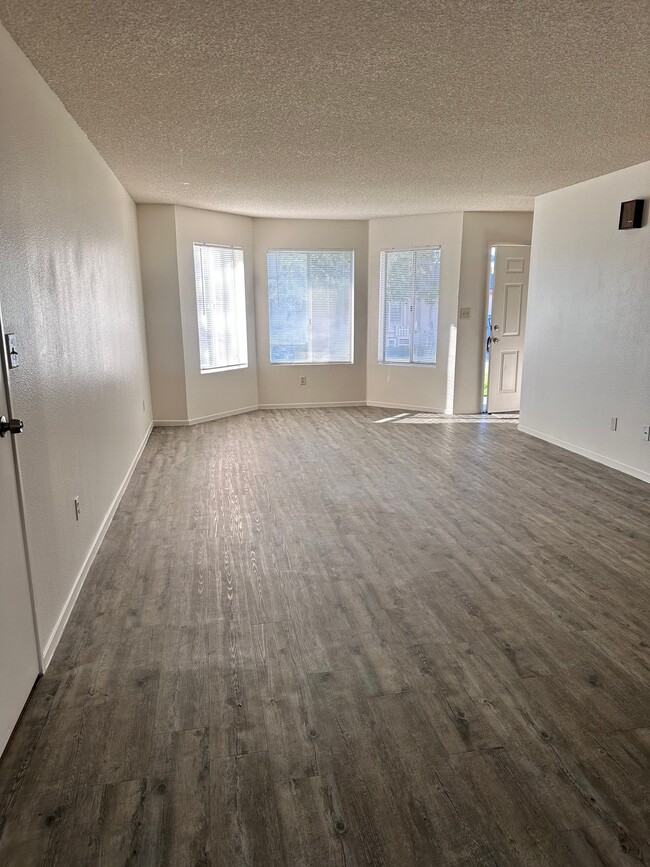 Photo - 1431 Cimarron Ct Unit 2