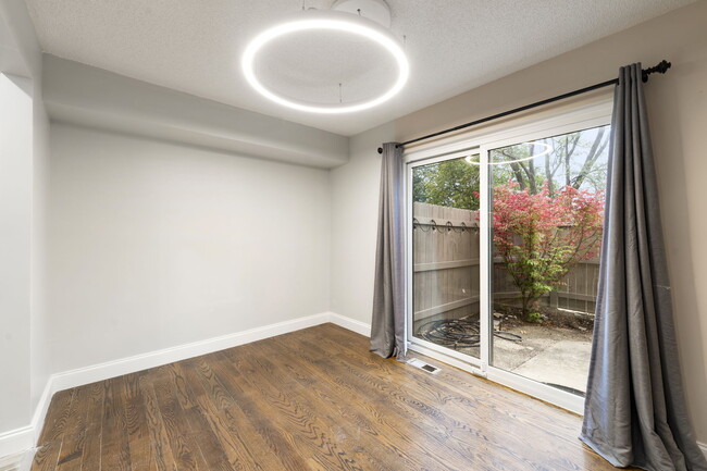 Photo - 136 Mohawk Trl