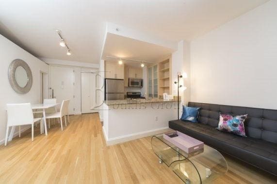 Building Photo - 3 bedroom in NEW YORK NY 10005 Unit 17N