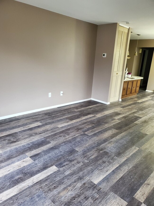 Photo - 613 N 25th St