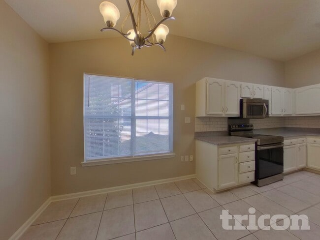 Photo - 5212 Haybridge Rd