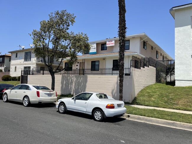 Front of building - 2333 W Imperial Hwy Apartments Unit #3