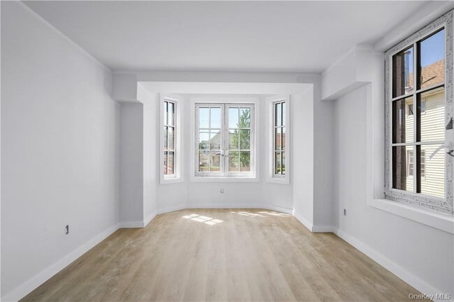 Photo - 139 Fifth Ave Unit 3h