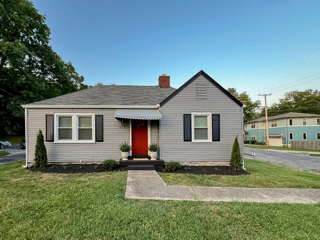 Photo - 2818 Vaulx Ln (Nashville, TN)