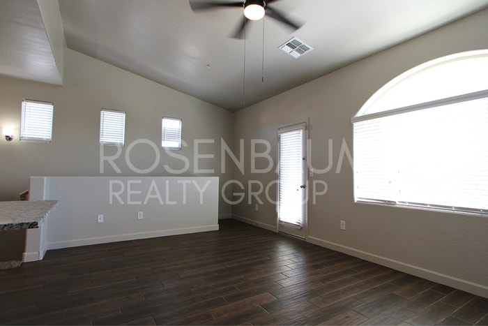 Photo - Beautiful 2 beds, 2-baths condo in Gilbert!