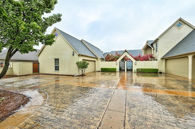 Photo - 1500 Duffner Dr