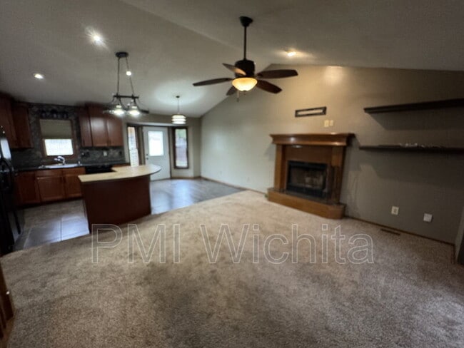 Photo - 10012 W 20th St N