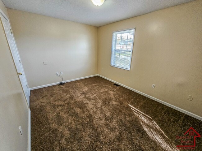 Photo - 200 Bryant Ave Unidad B