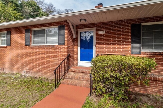 Photo - 2113 Cresswell Dr