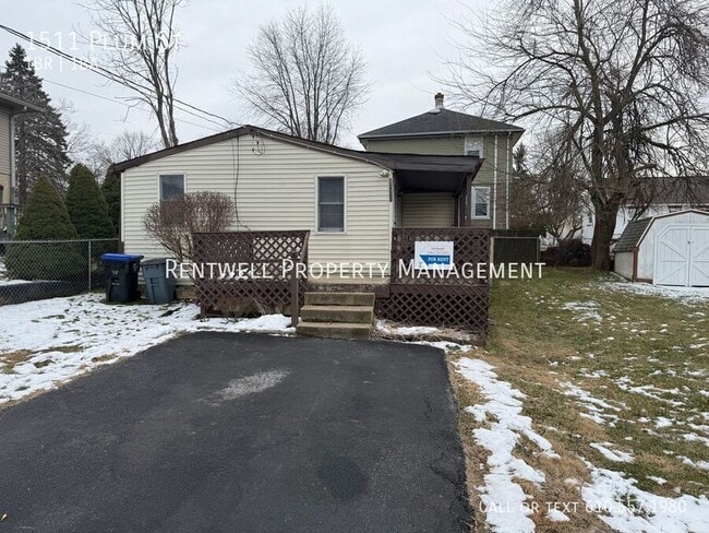 Photo - 1511 Plum St