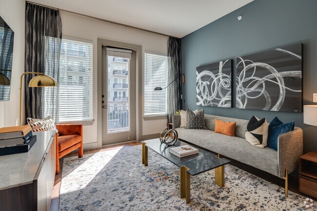 2BR, 2BA - 1,075SF