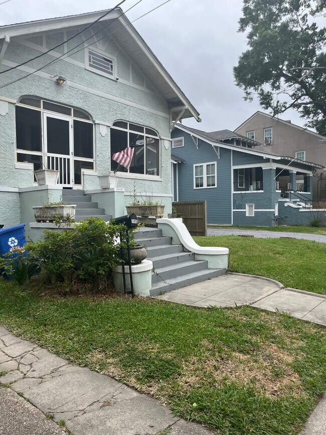 Photo - 1415 Broadway St