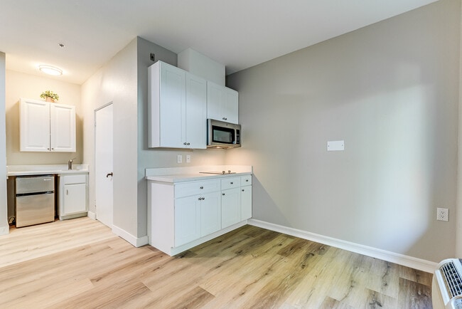 Azure Point at Encinitas - 55+ Active Adult Apartments