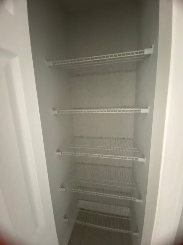 Photo - 5011 Benton St