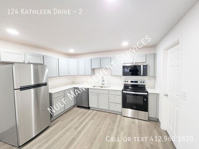 Building Photo - 124 Kathleen Dr Unit 2