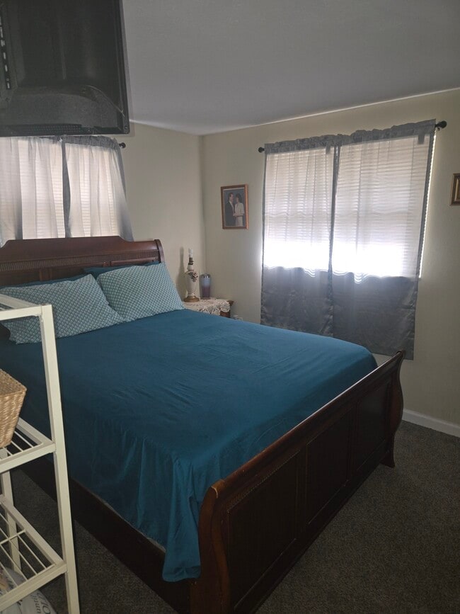 Photo - 9621 Shamokin Ln