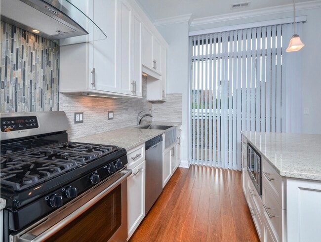 Photo - 22 N Aberdeen St Unit 301