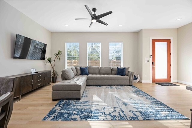 Photo - 5718 Beall St