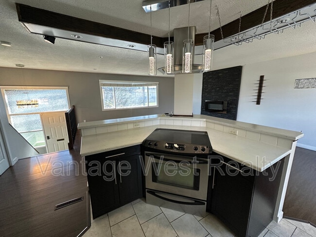 Photo - 270 Keithley Rd