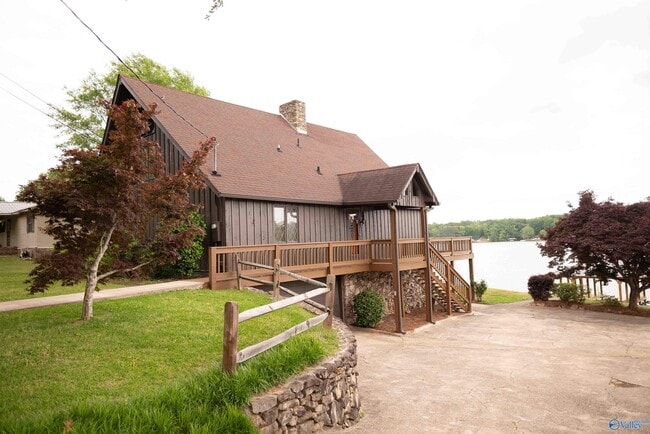 Photo - 418 Riverton Dr