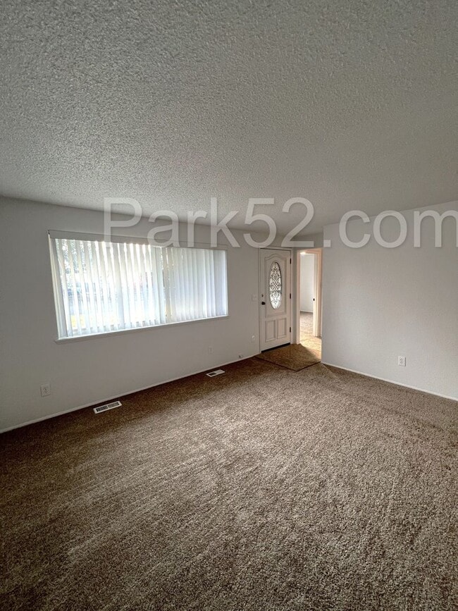Photo - Spanaway Area 3 Bedroom Rambler