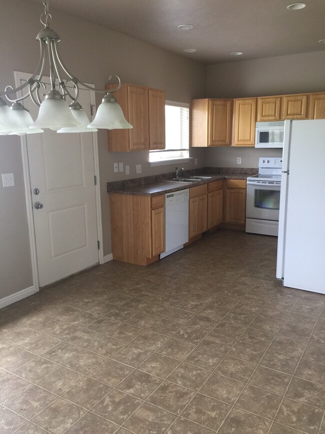 Photo - West Park #8 Unit 1