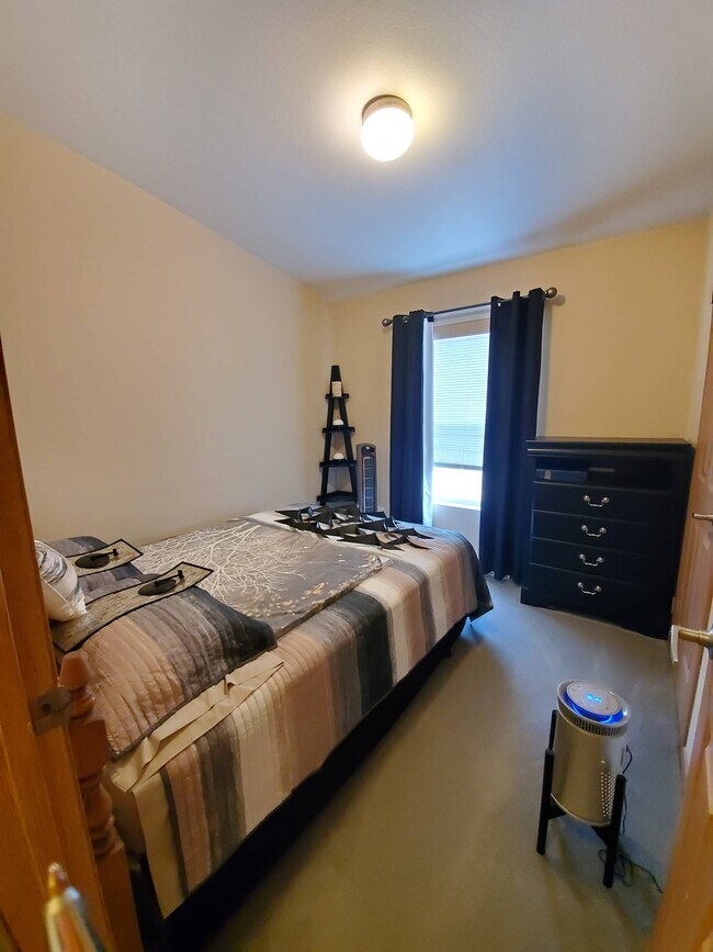 Photo - 644 School House Dr