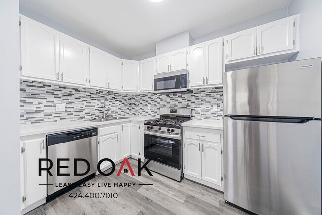 1032-1036 S Normandie Ave-1032-101