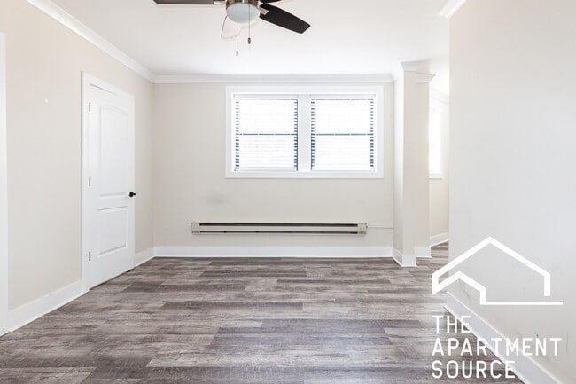 Photo - 3837 N Greenview Ave Unit GDN