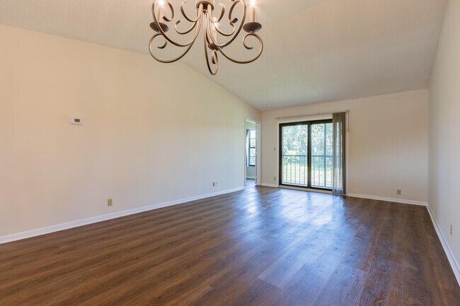 Photo - 9449 Boca Cove Cir Unidad 911