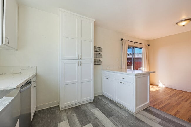 Photo - 4202 Dakota Dr