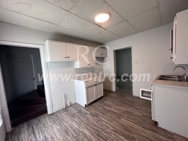 Photo - 512 Griffin-
