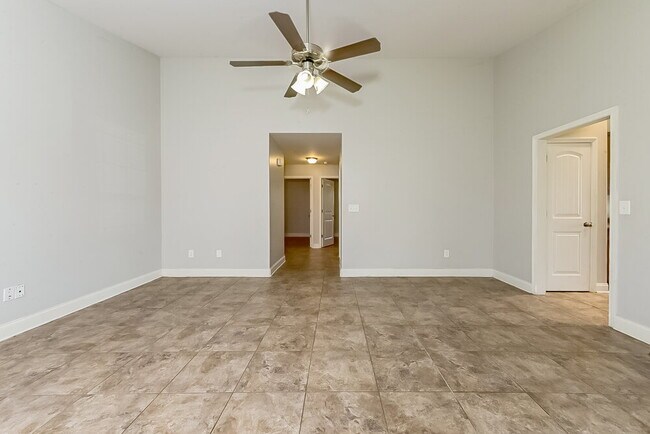 Photo - 45 Clover St