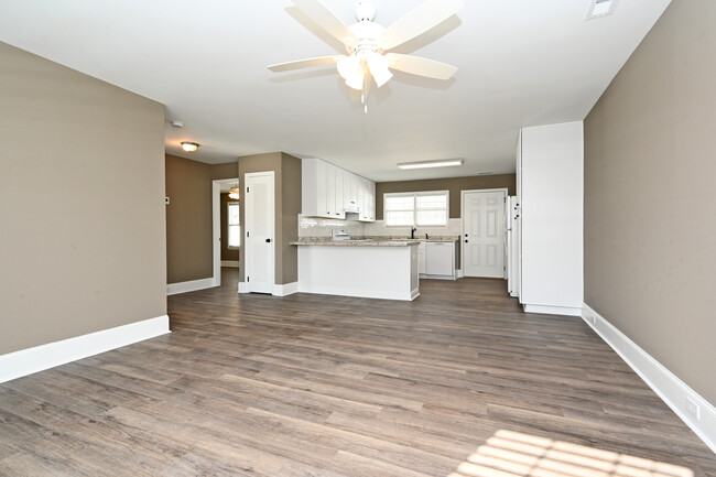 Cloverland-Apartments-Open-Floorplan - 1535 Warnke Rd NW Apartments