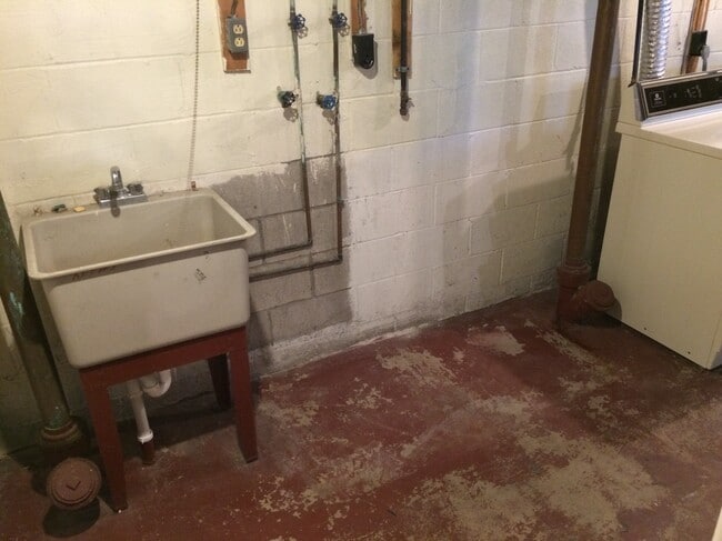 Photo - 402 McKinley Street